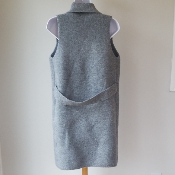 Lyla + Luxe Gray Sleeveless Coat - Size XS - Picture 2 of 7